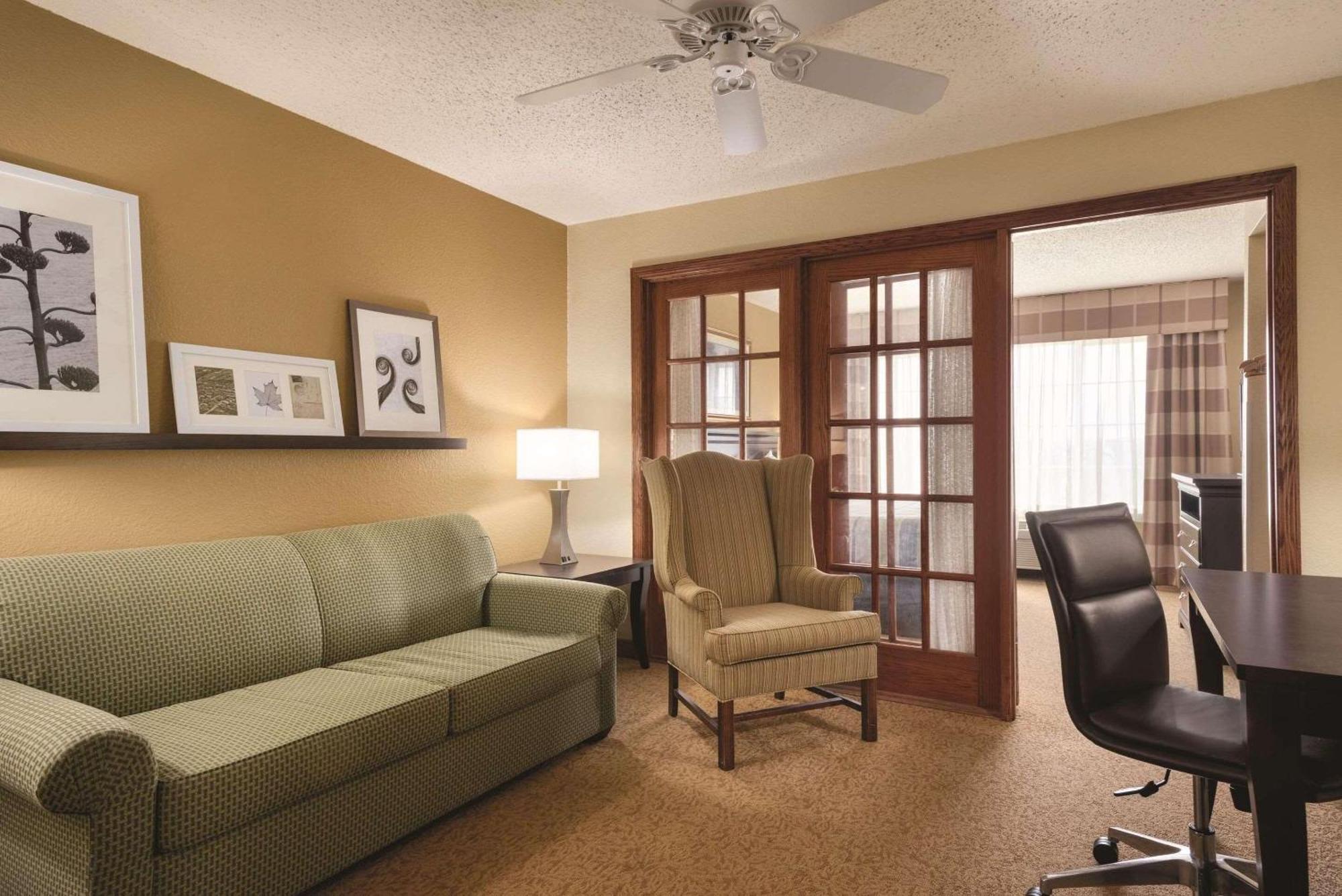 Country Inn & Suites By Radisson, West Bend, Wi Zewnętrze zdjęcie